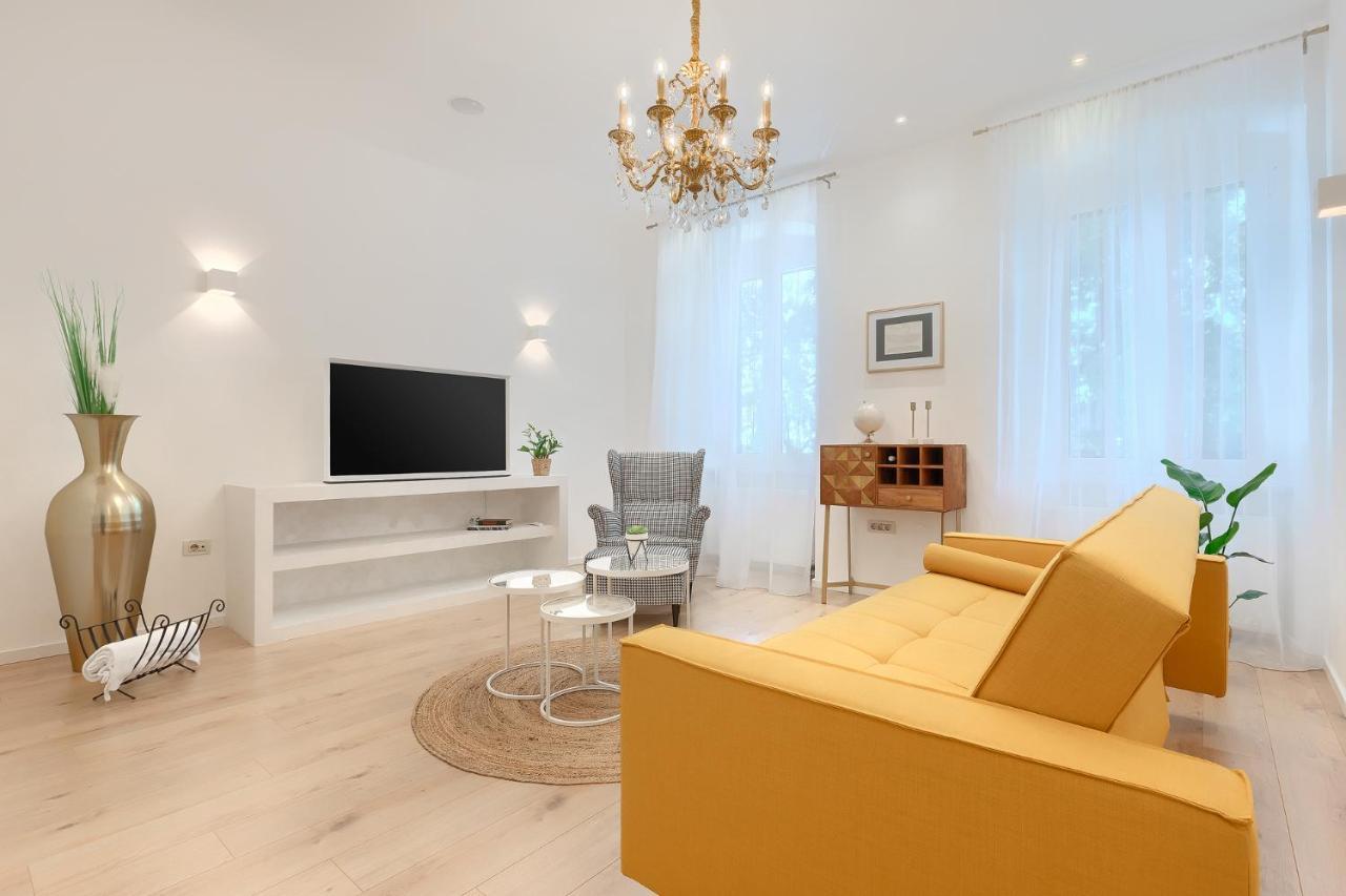 Calafati Apartment With Free Private Parking Rijeka Luaran gambar