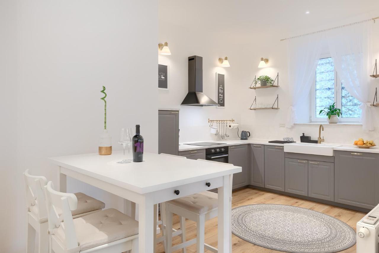 Calafati Apartment With Free Private Parking Rijeka Luaran gambar
