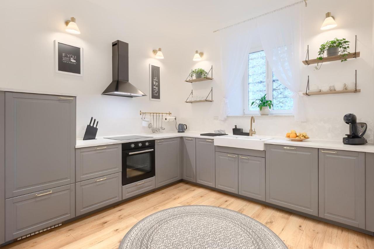Calafati Apartment With Free Private Parking Rijeka Luaran gambar