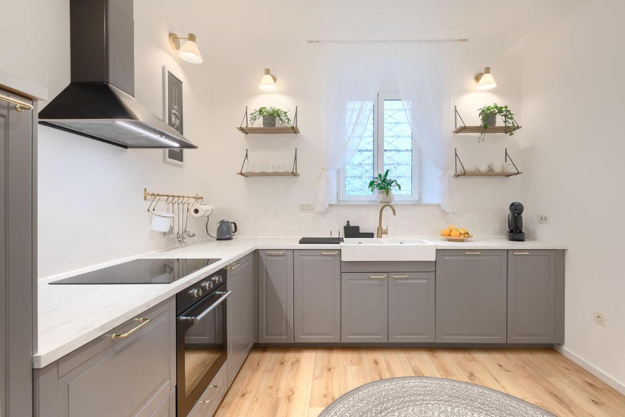 Calafati Apartment With Free Private Parking Rijeka Luaran gambar