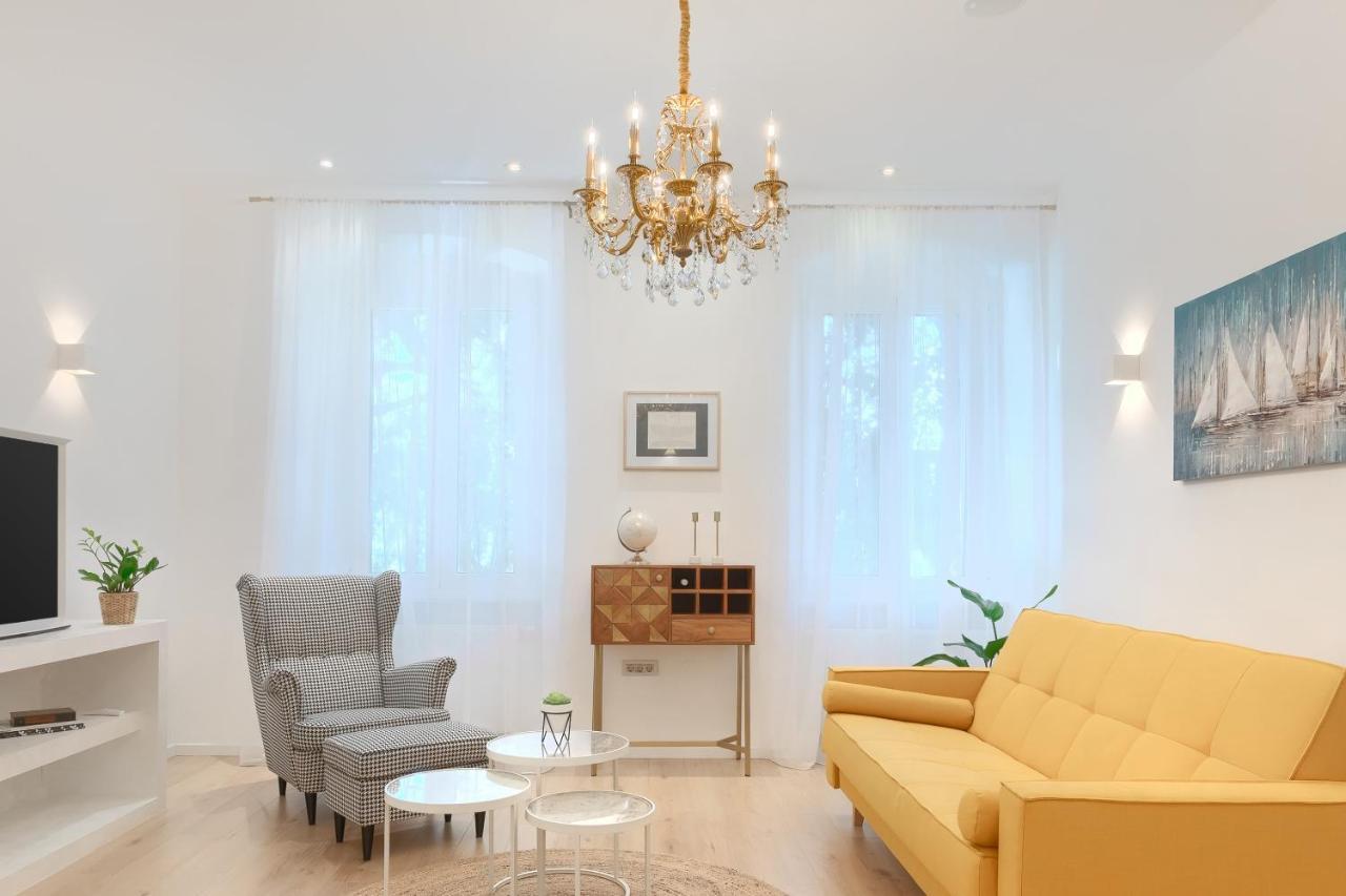 Calafati Apartment With Free Private Parking Rijeka Luaran gambar